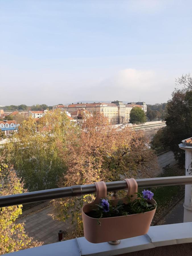 Melinaki Apartment Ni Екстериор снимка