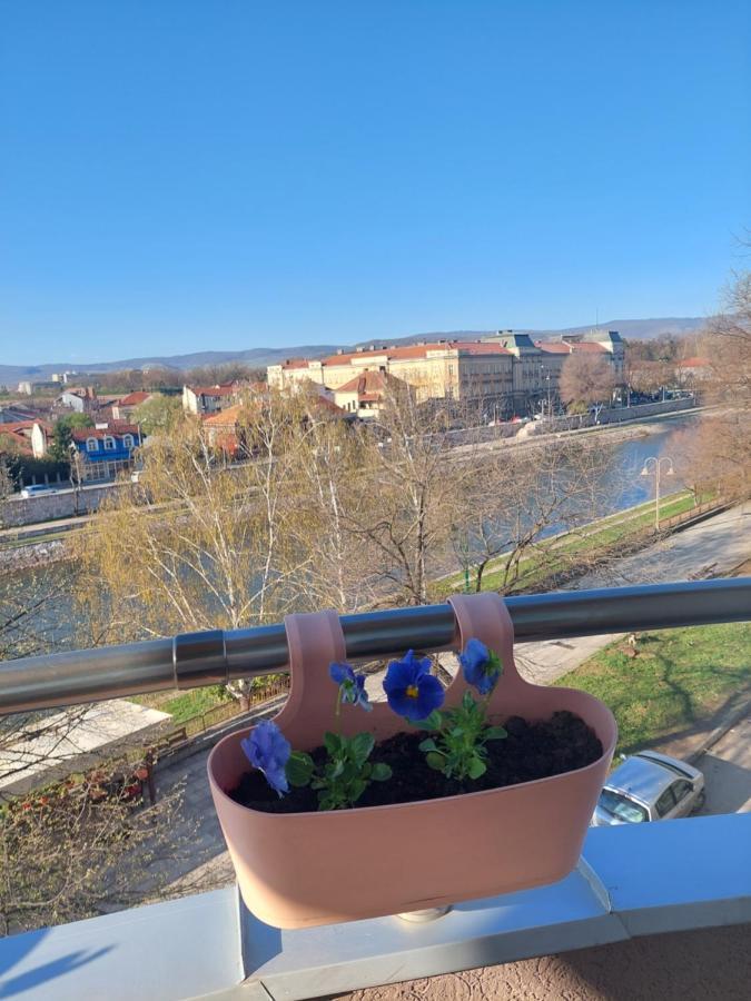 Melinaki Apartment Ni Екстериор снимка