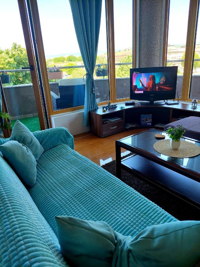 Melinaki Apartment Ni Екстериор снимка