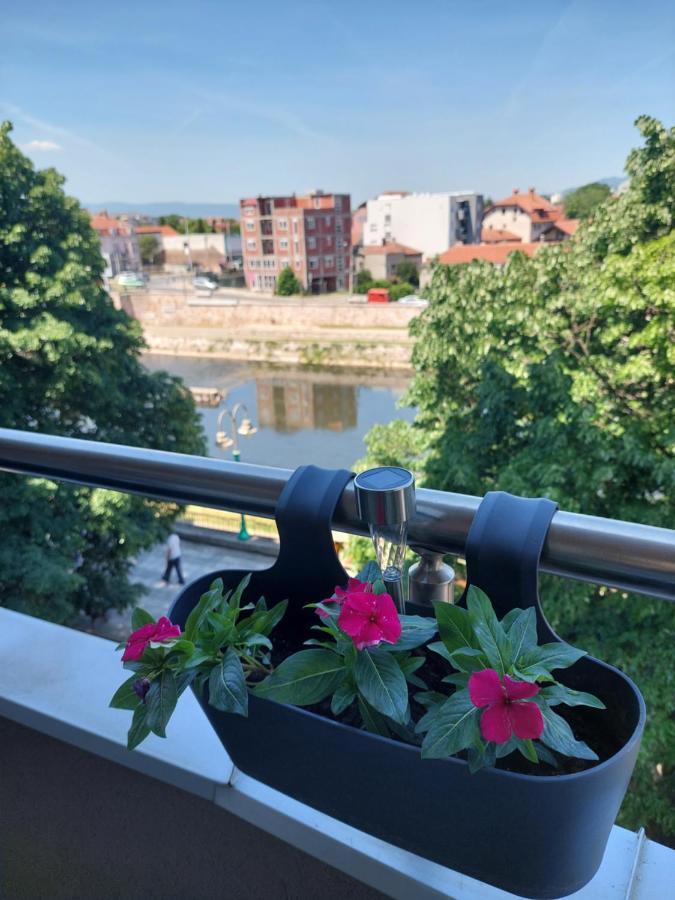 Melinaki Apartment Ni Екстериор снимка